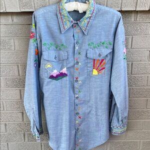 1970s Vintage Key Imperial Embroidered Mens Chambray Button Down Shirt- Medium